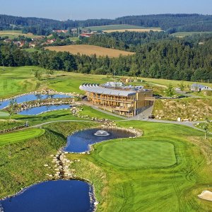 05 kacov panorama golf resort klubovna